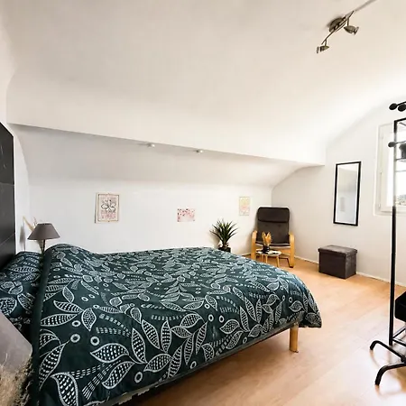 Διαμέρισμα Cosy Avec Terrasse - *